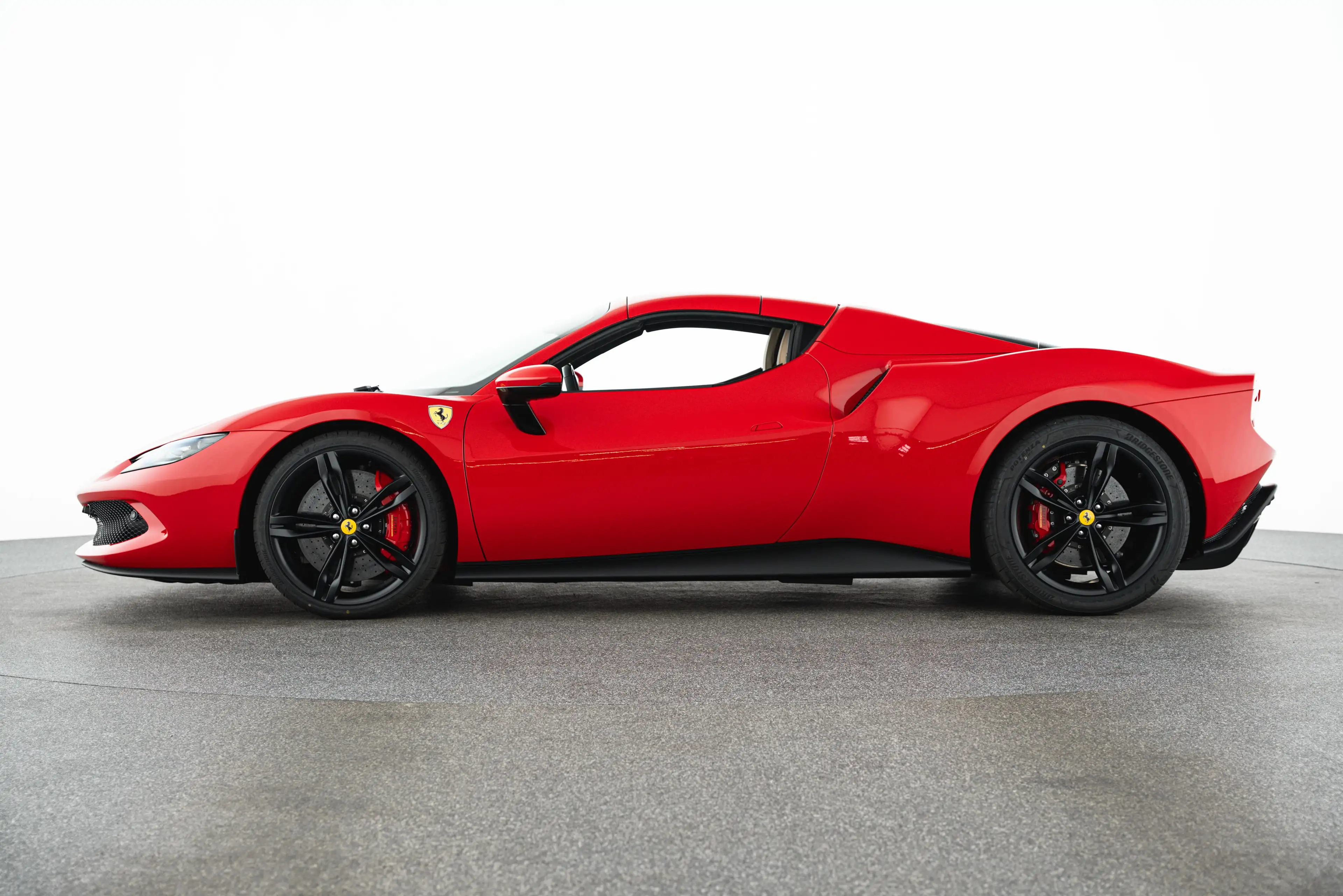 Ferrari 296 GTS Roadster PHEV F1 DCT — photo 8