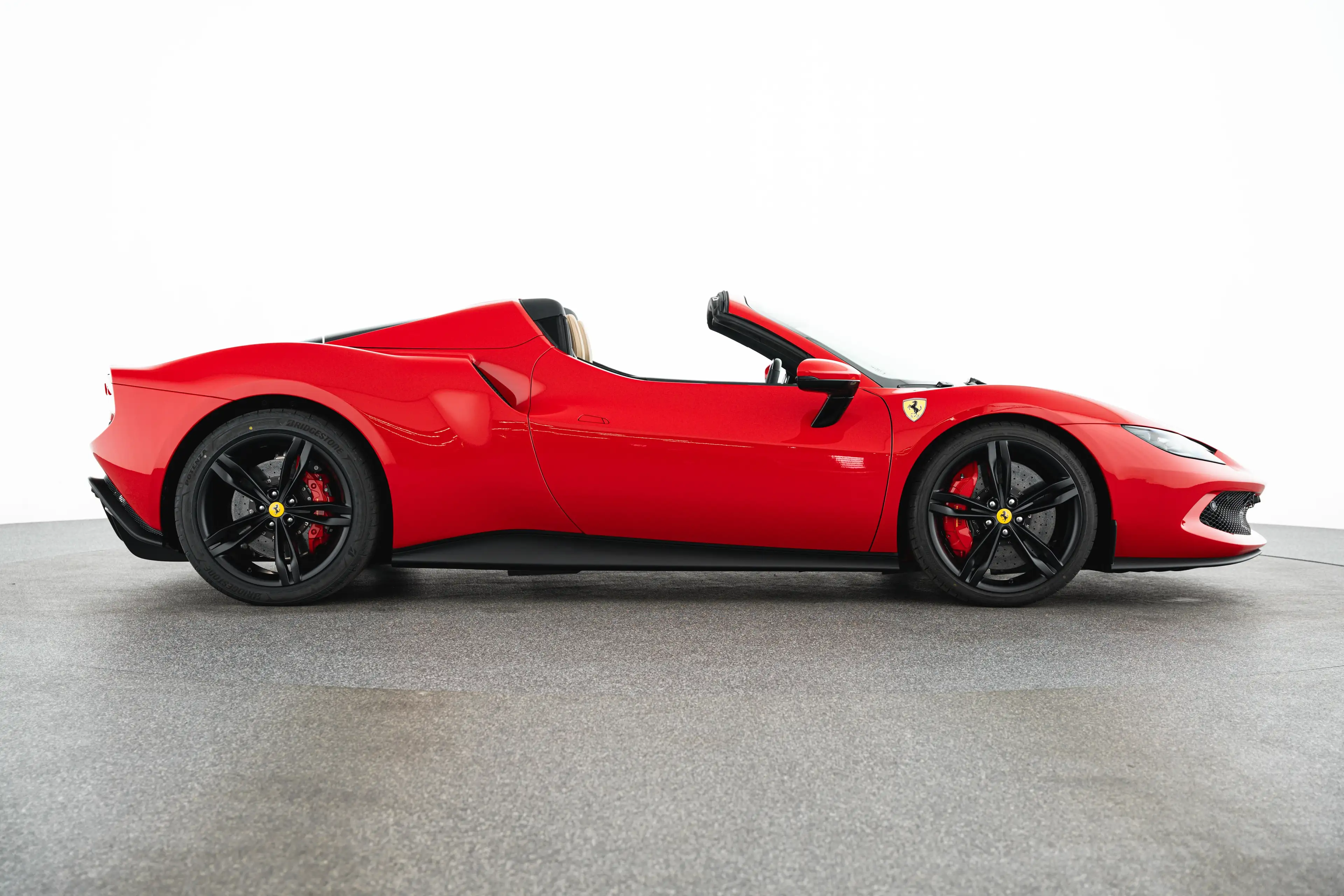 Ferrari 296 GTS Roadster PHEV F1 DCT — photo 4