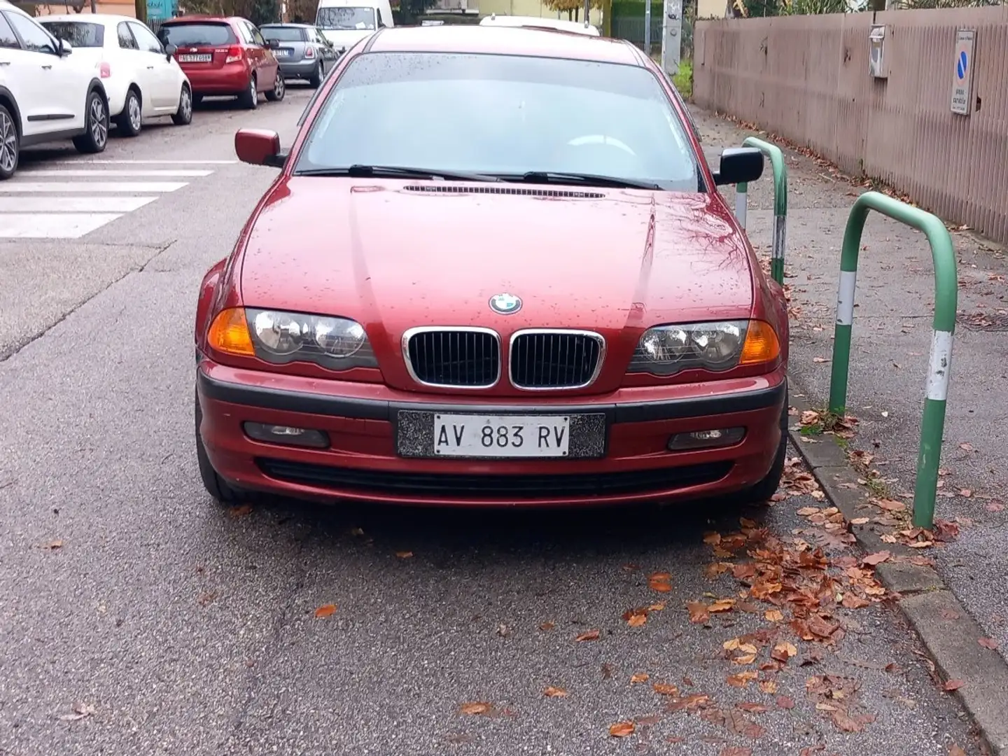 BMW 318 318i Červená - 2