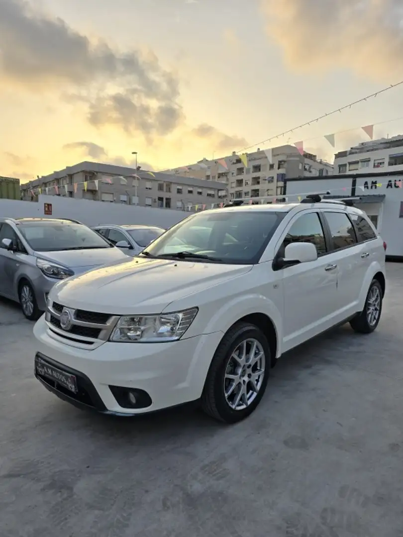 Fiat Freemont Familiar Manual de 5 Puertas Blanco - 1