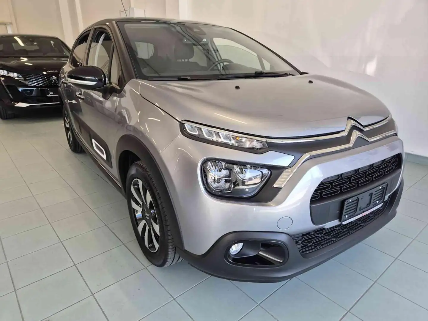 Citroen C3 PureTech 110 S&S Max Argento - 2