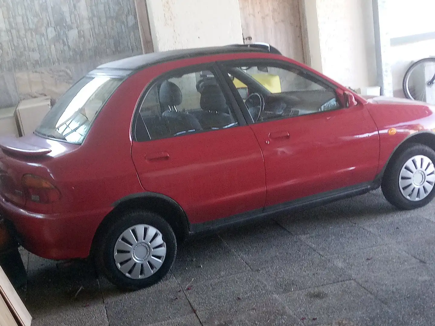 Mazda 121 S Rouge - 2