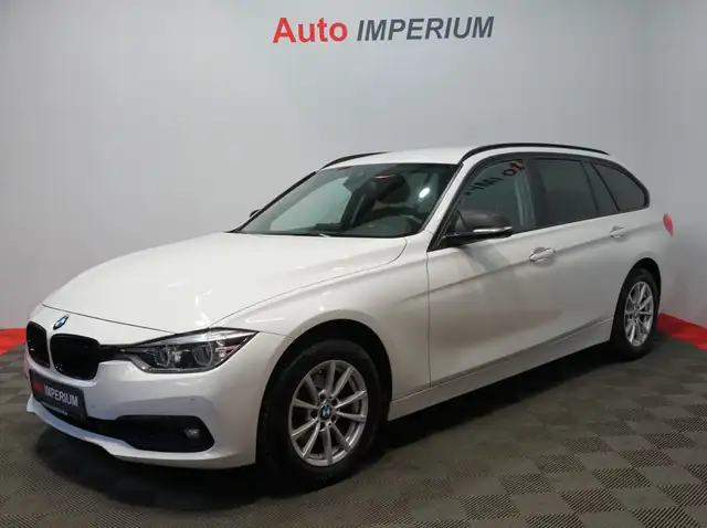 BMW 320 d xDrive Touring  Advantage *AHK*LED*NAVI*
