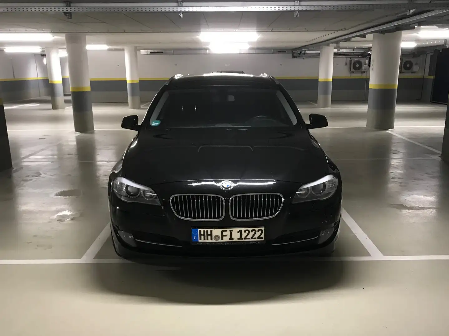 BMW 520 520d Touring Schwarz - 1