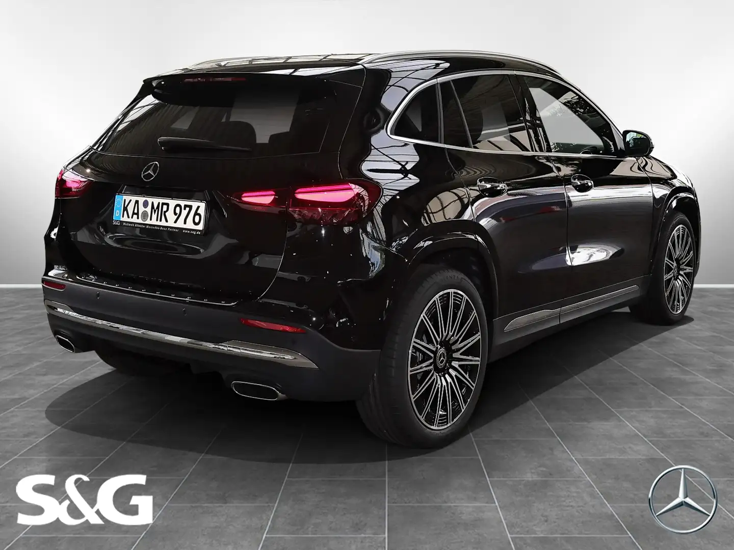 Mercedes-Benz GLA 200 AMG MBUX+M-LED+360°+Distro+AHK+Totwinkel Чорний - 2