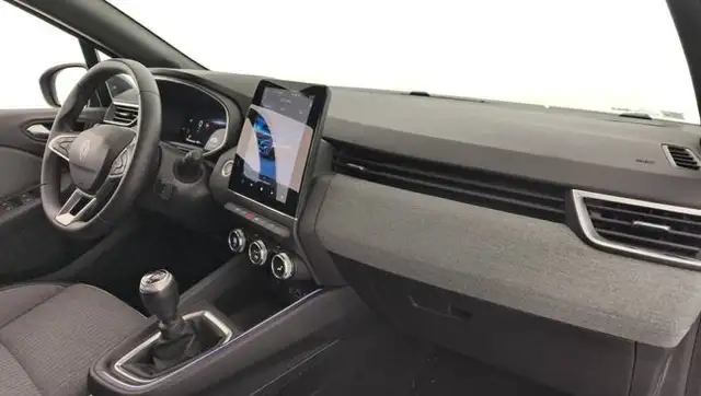 Renault Clio view 12