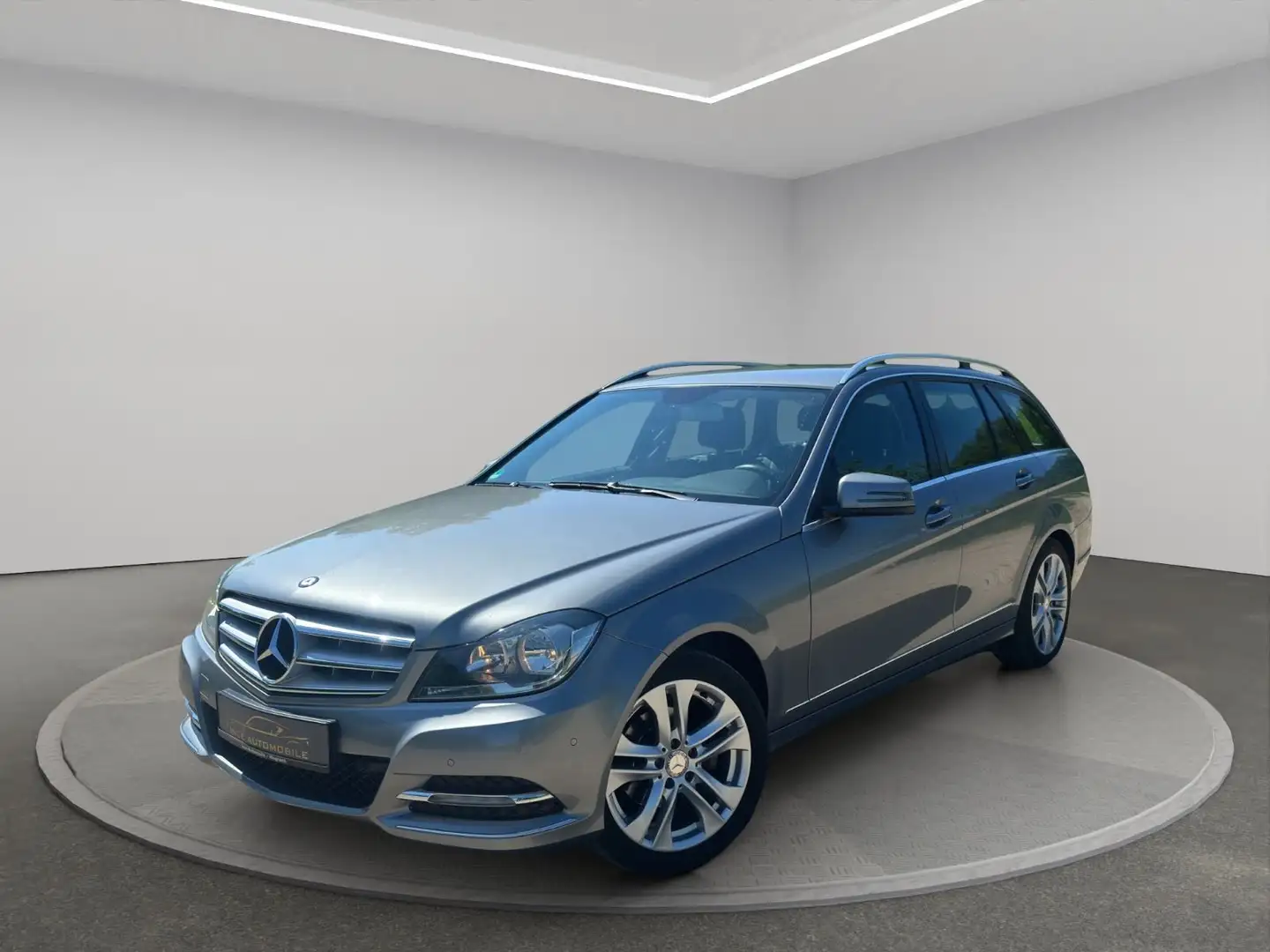 Mercedes-Benz C 180 T-Modell C 180 T CGI BlueEfficiency*Avantgarde* Grau - 1