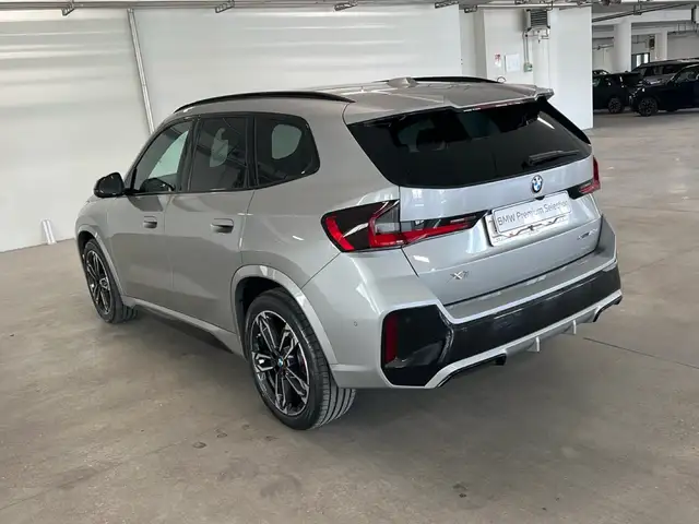 BMW X1 view 6