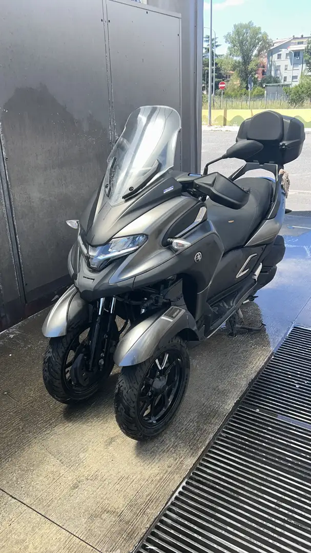 Yamaha TriCity Blue Core - 1
