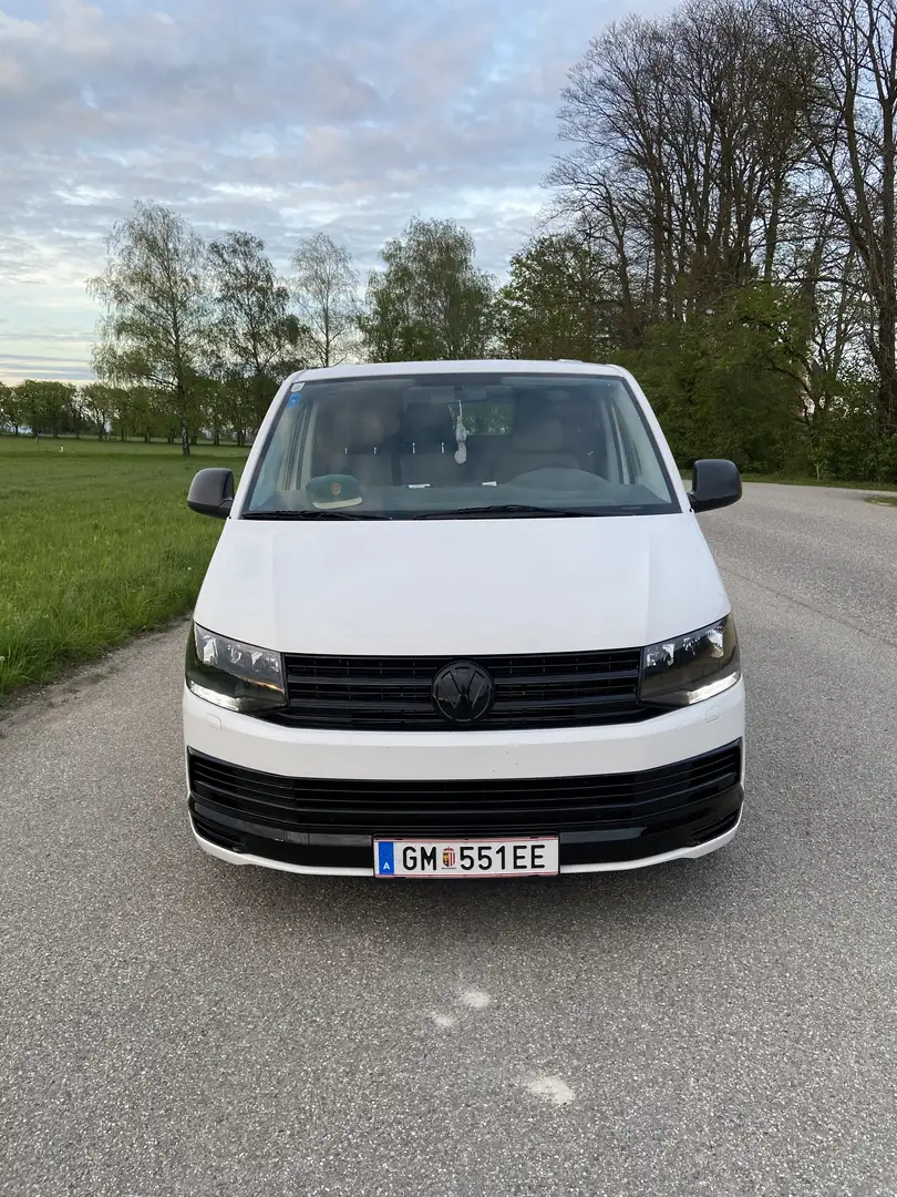 Volkswagen T5 Transporter - 2