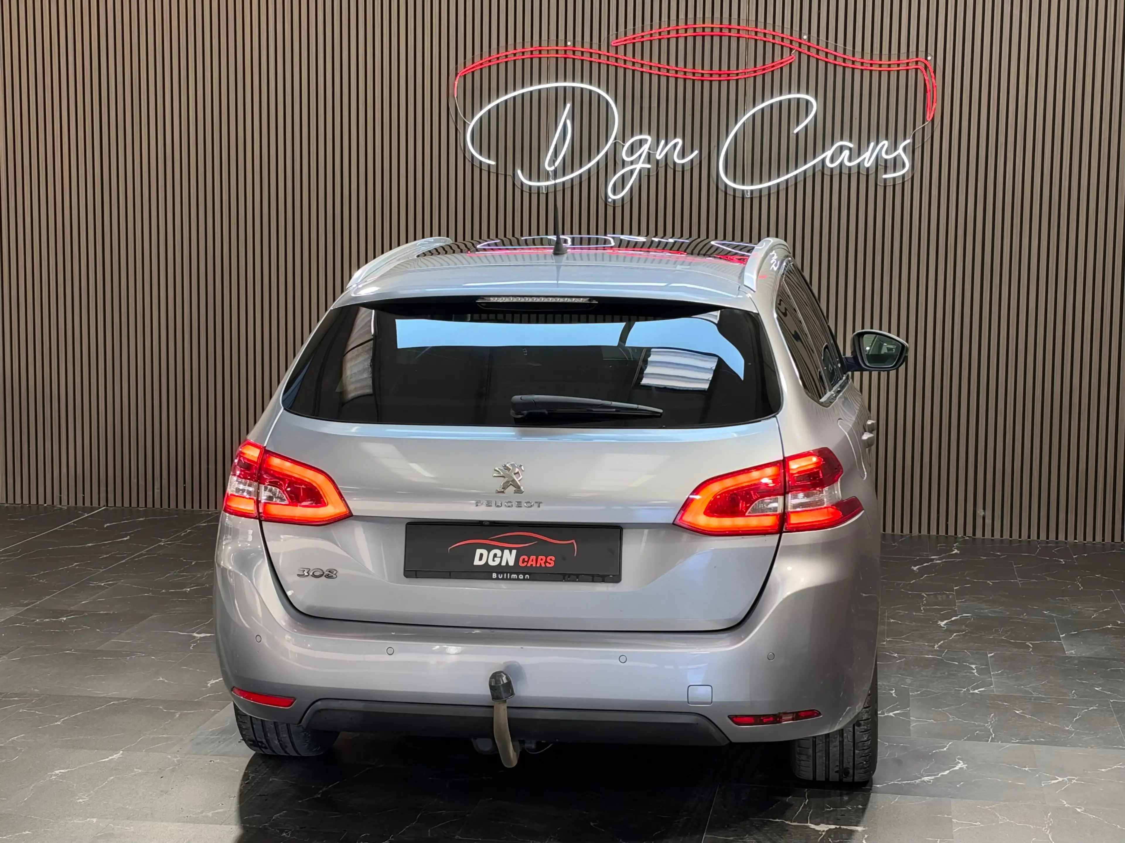 Peugeot 308 308 SW 1.6 BlueHDi Feline — photo 4