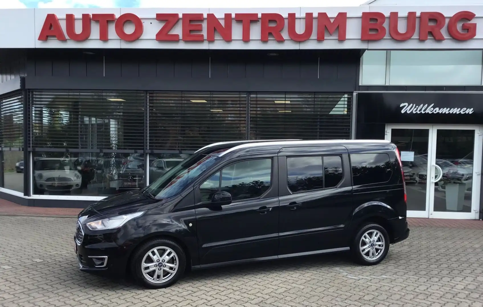 Ford Grand Tourneo Connect 7-Sitz Automat Nav Kamera Schwarz - 1