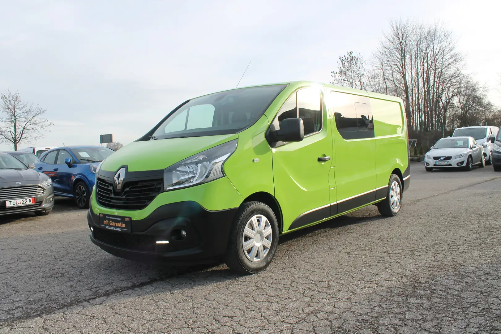 Renault Trafic 145 PS PDC KLIMA NAVI 6 SITZER STANDH. Grün - 1