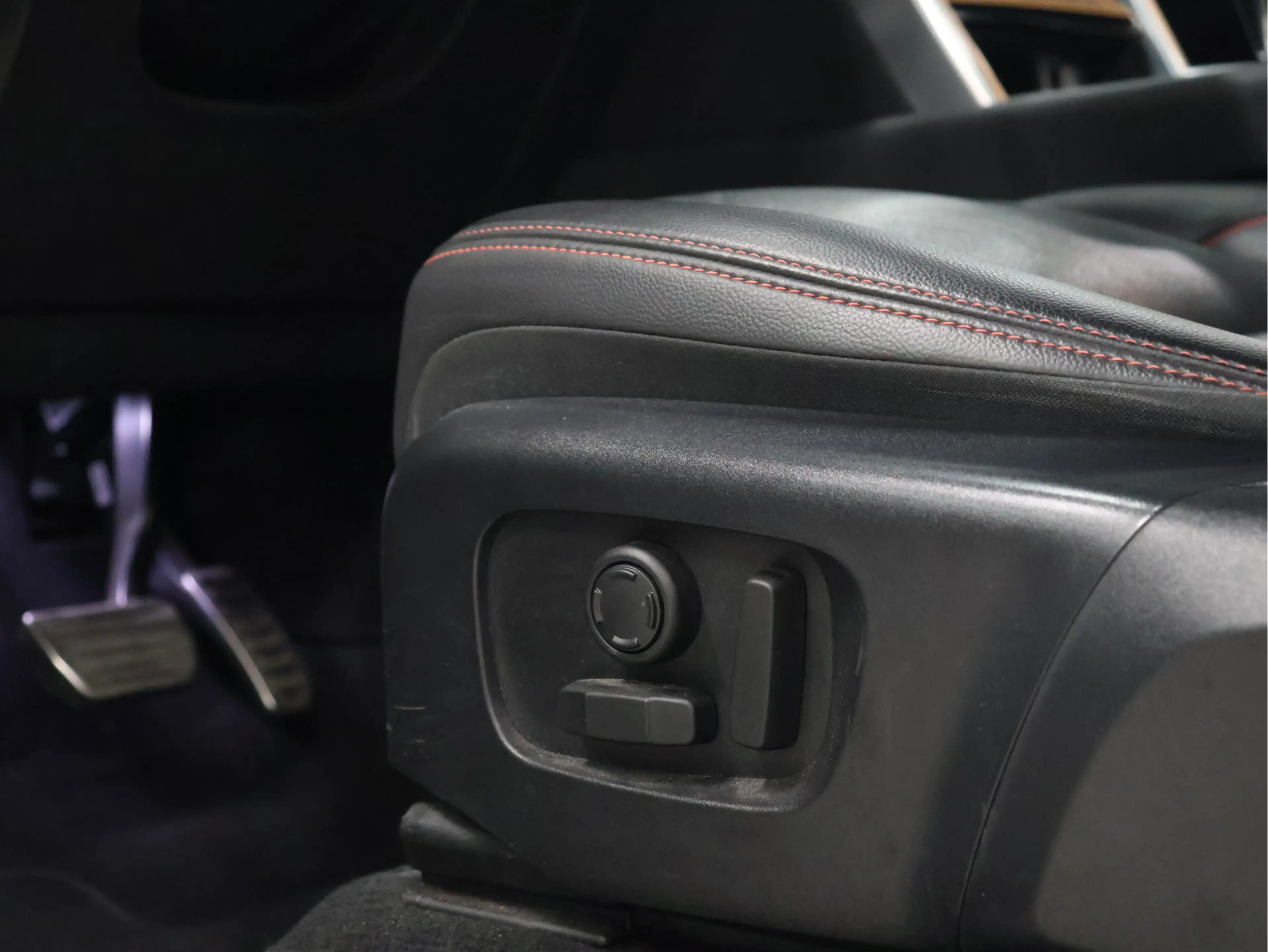 Land Rover Discovery Sport P300e 1.5 R-Dynamic HSE [PANORAMADAK, TREKHAAK, AP — photo 14