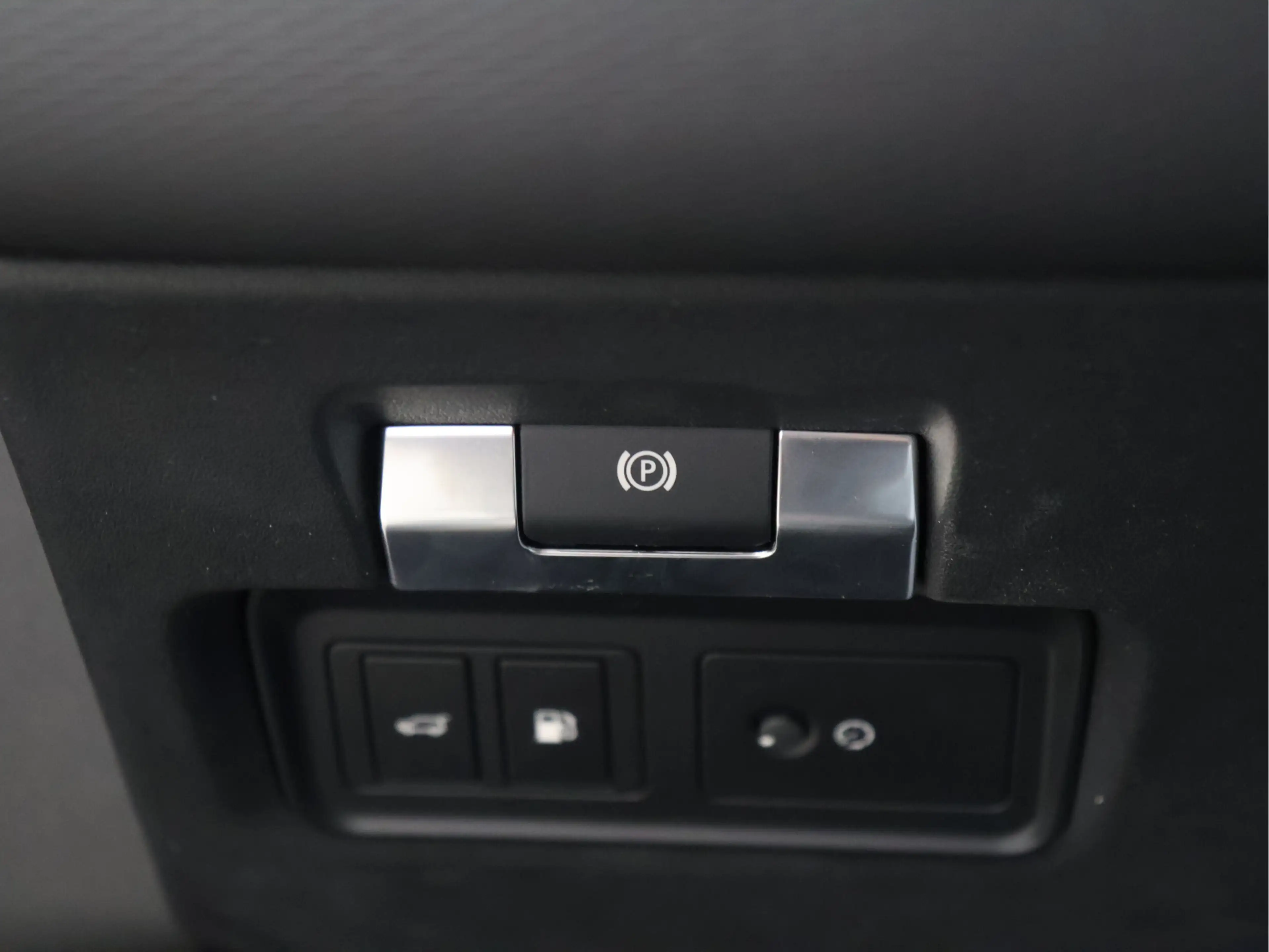 Land Rover Discovery Sport P300e 1.5 R-Dynamic HSE [PANORAMADAK, TREKHAAK, AP — photo 19