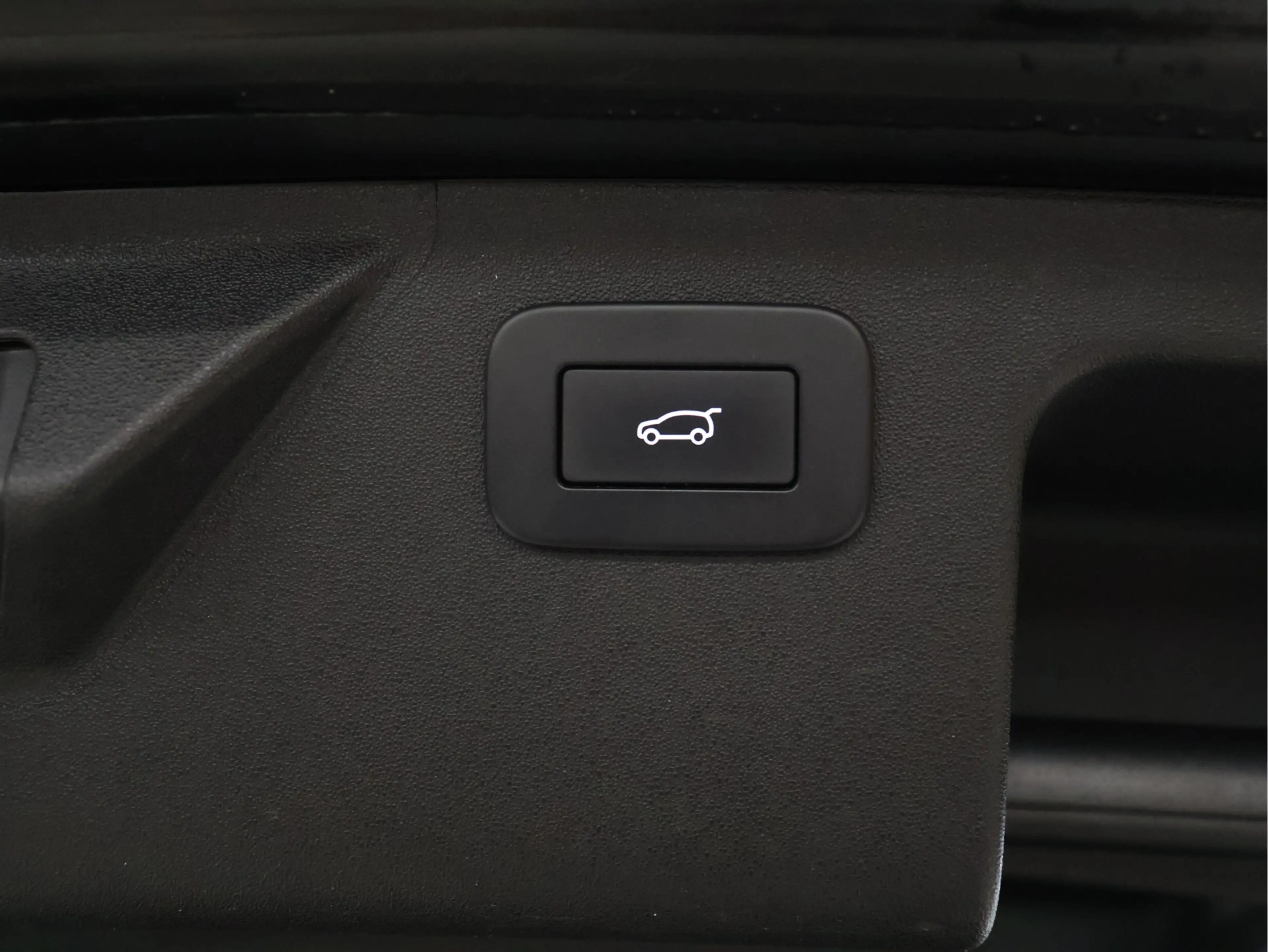Land Rover Discovery Sport P300e 1.5 R-Dynamic HSE [PANORAMADAK, TREKHAAK, AP — photo 28