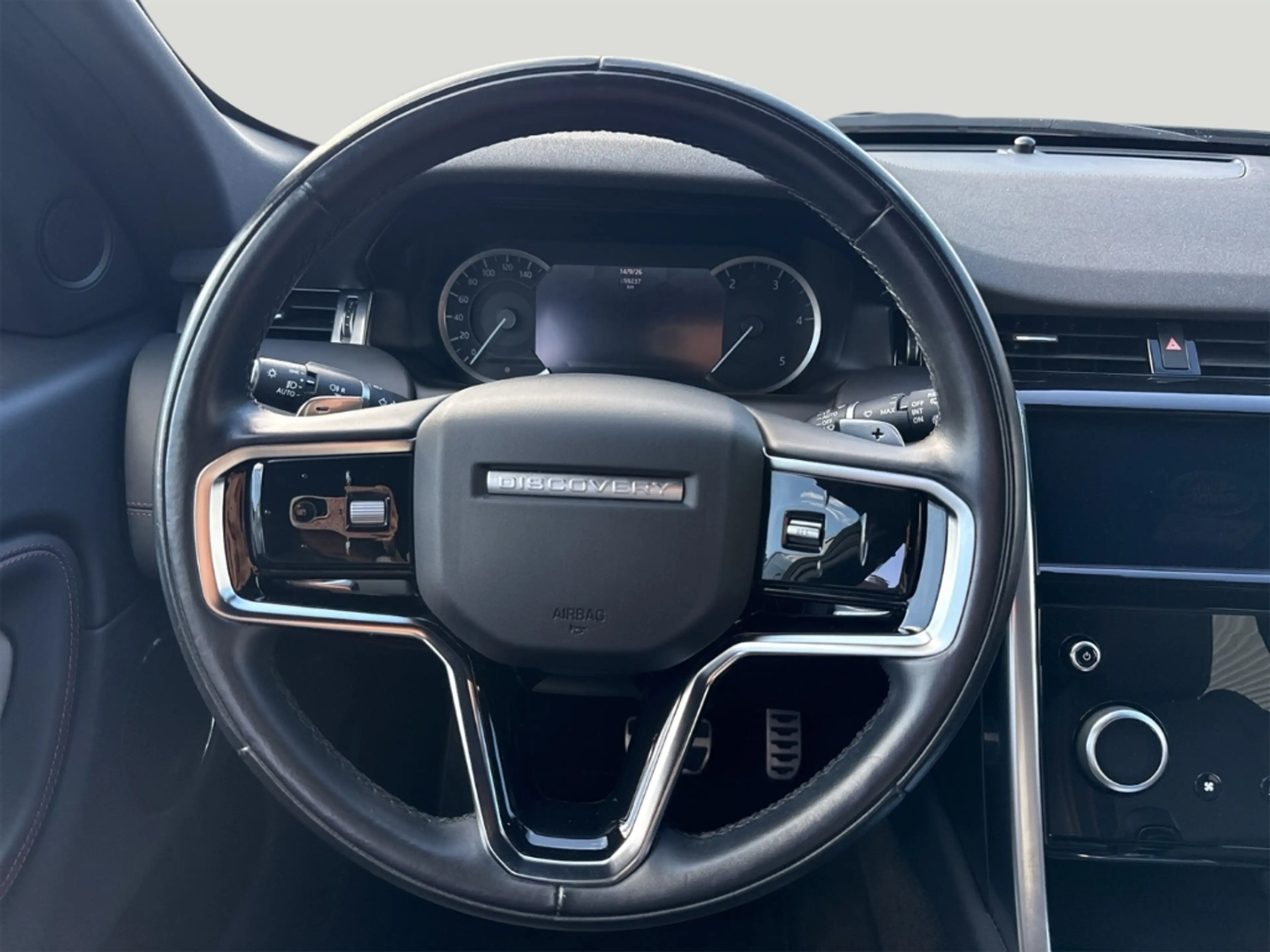 Land Rover Discovery Sport D200 R-Dynamic HSE AWD — photo 14