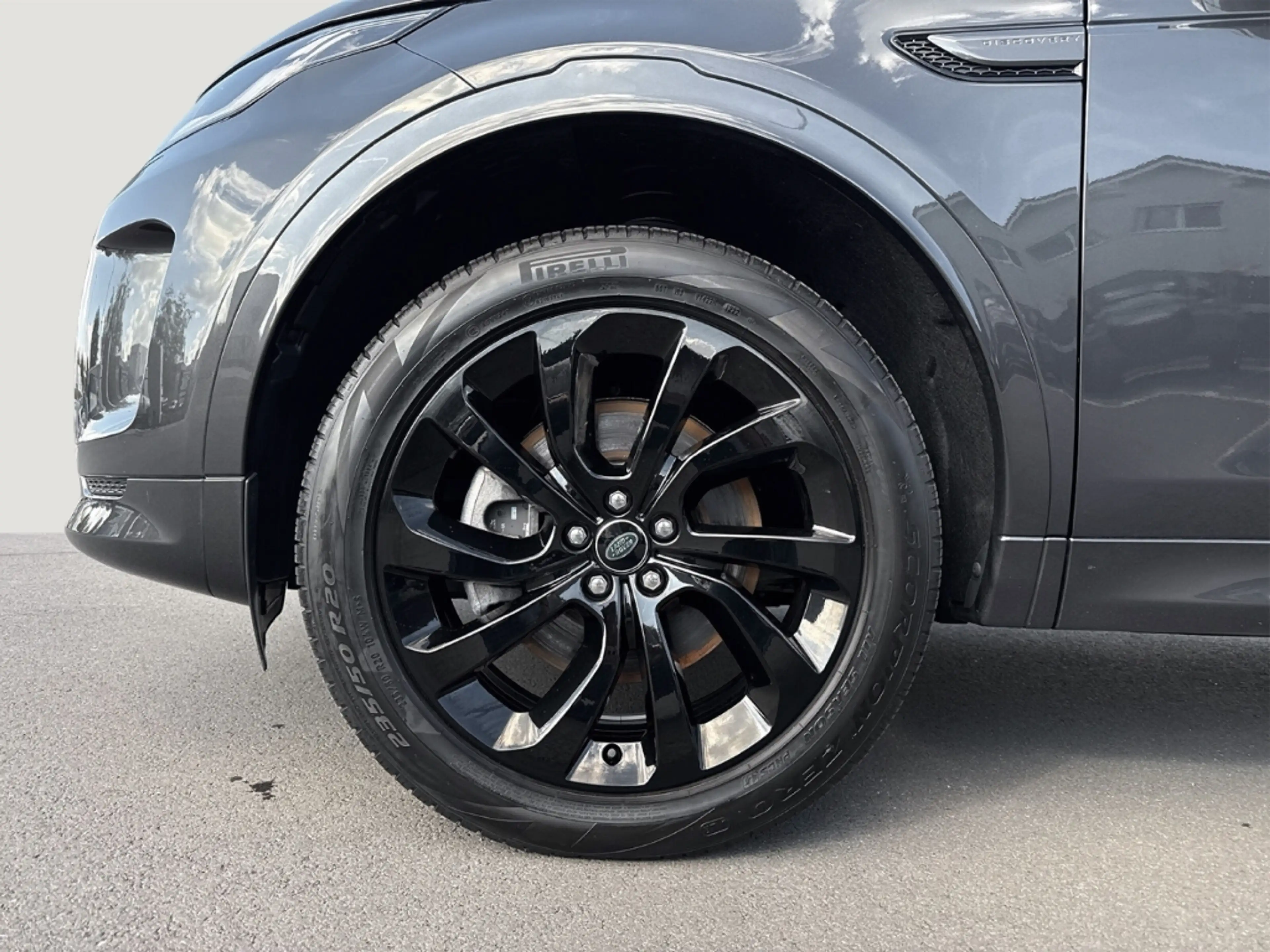 Land Rover Discovery Sport D200 R-Dynamic HSE AWD — photo 9