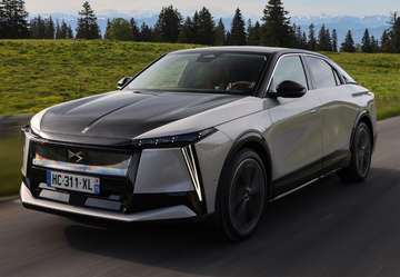 Long Range Jules Verne FWD 97.2KWh