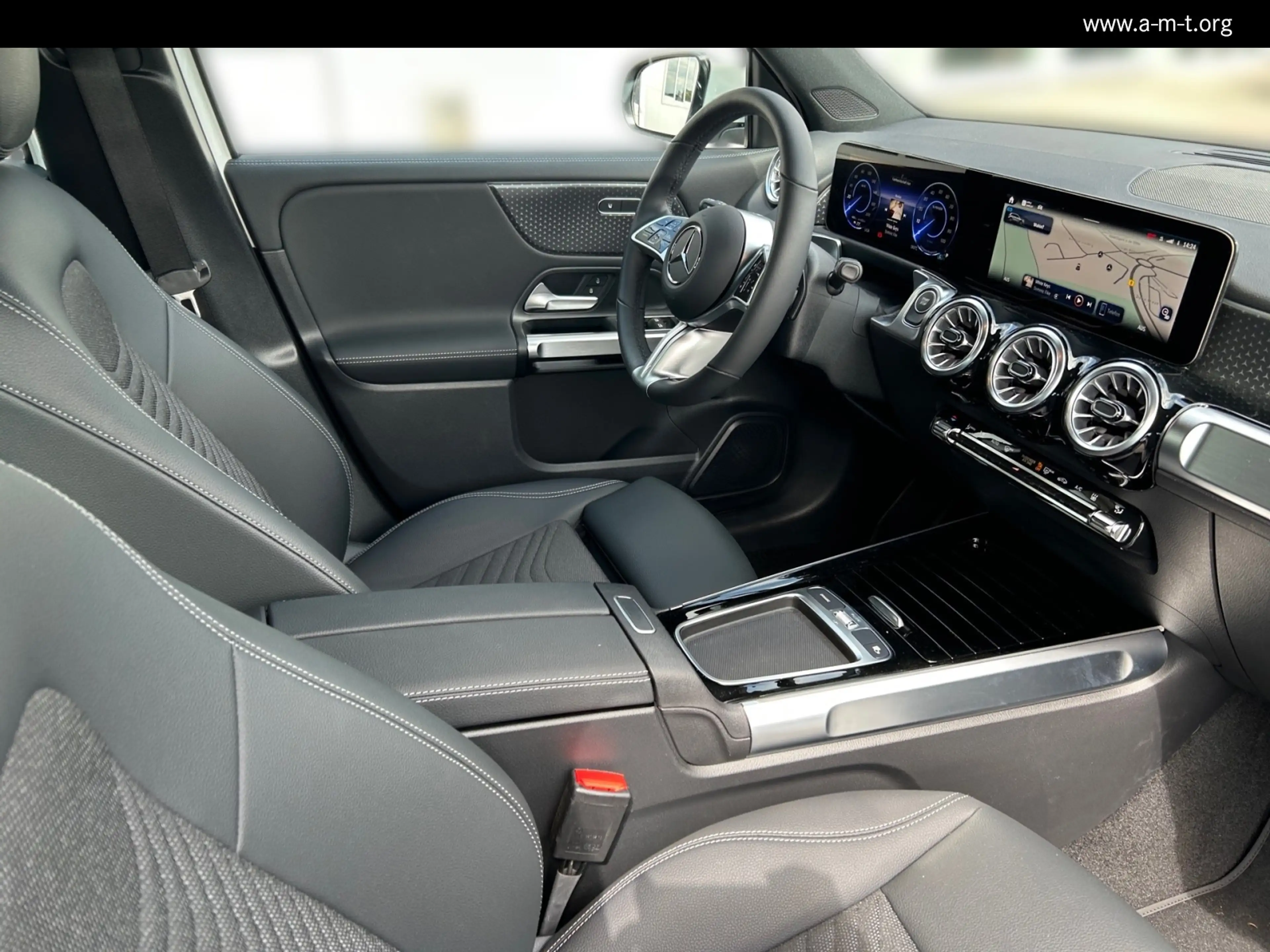 Mercedes-Benz EQB 250 EQB 250+ Progressive Adv. Winterpaket Kamera Navi — photo 14