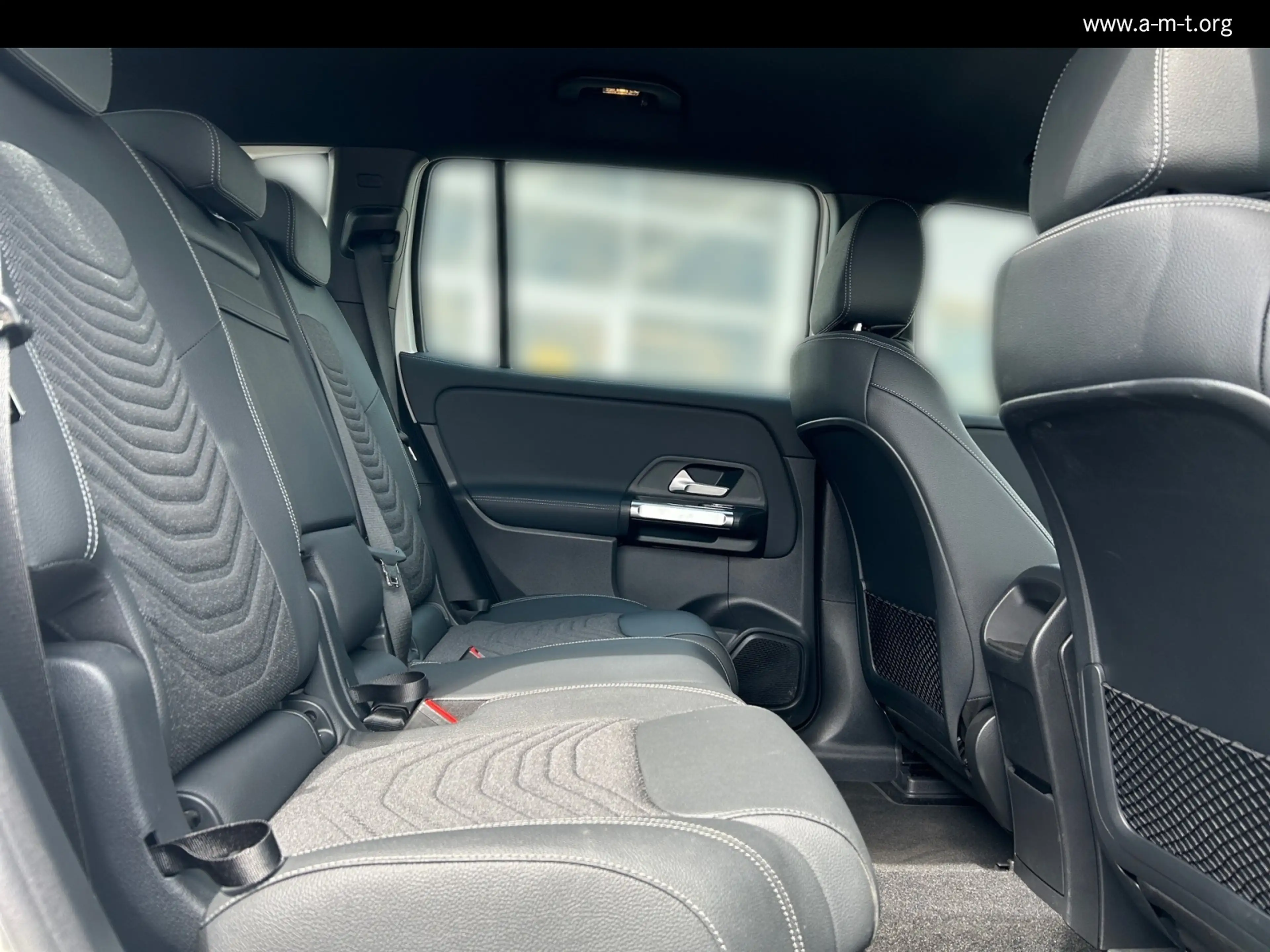 Mercedes-Benz EQB 250 EQB 250+ Progressive Adv. Winterpaket Kamera Navi — photo 13