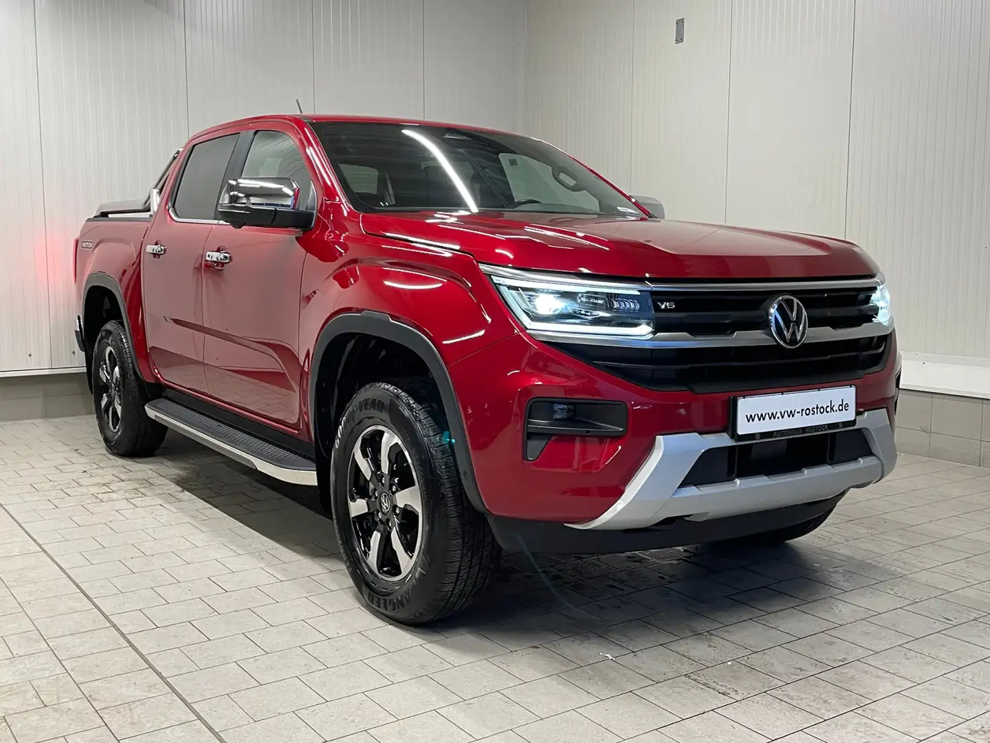 Volkswagen Amarok Style 3.0 TDI DC 4M STNDHZG LED crvena - 2