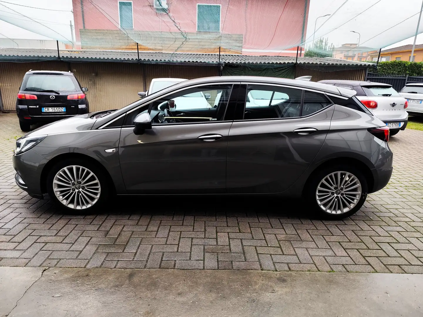 Opel Astra Astra 5p 1.6 cdti Innovation s - 2