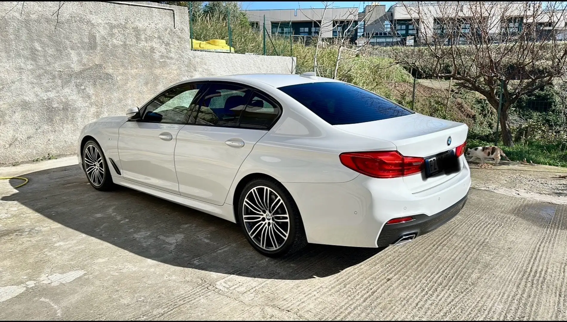 BMW 520 520d Msport auto - 1