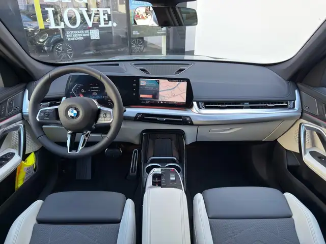 BMW X1 view 5