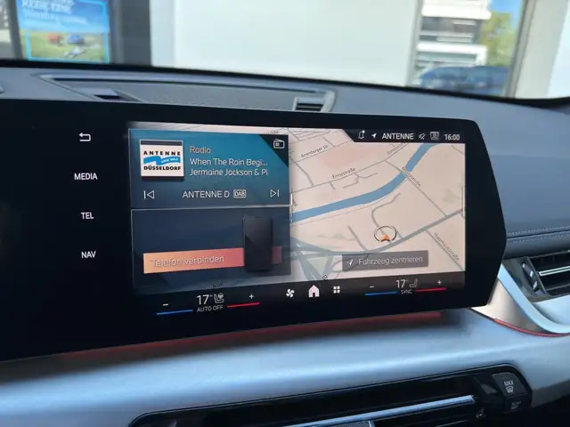 BMW X1 view 9