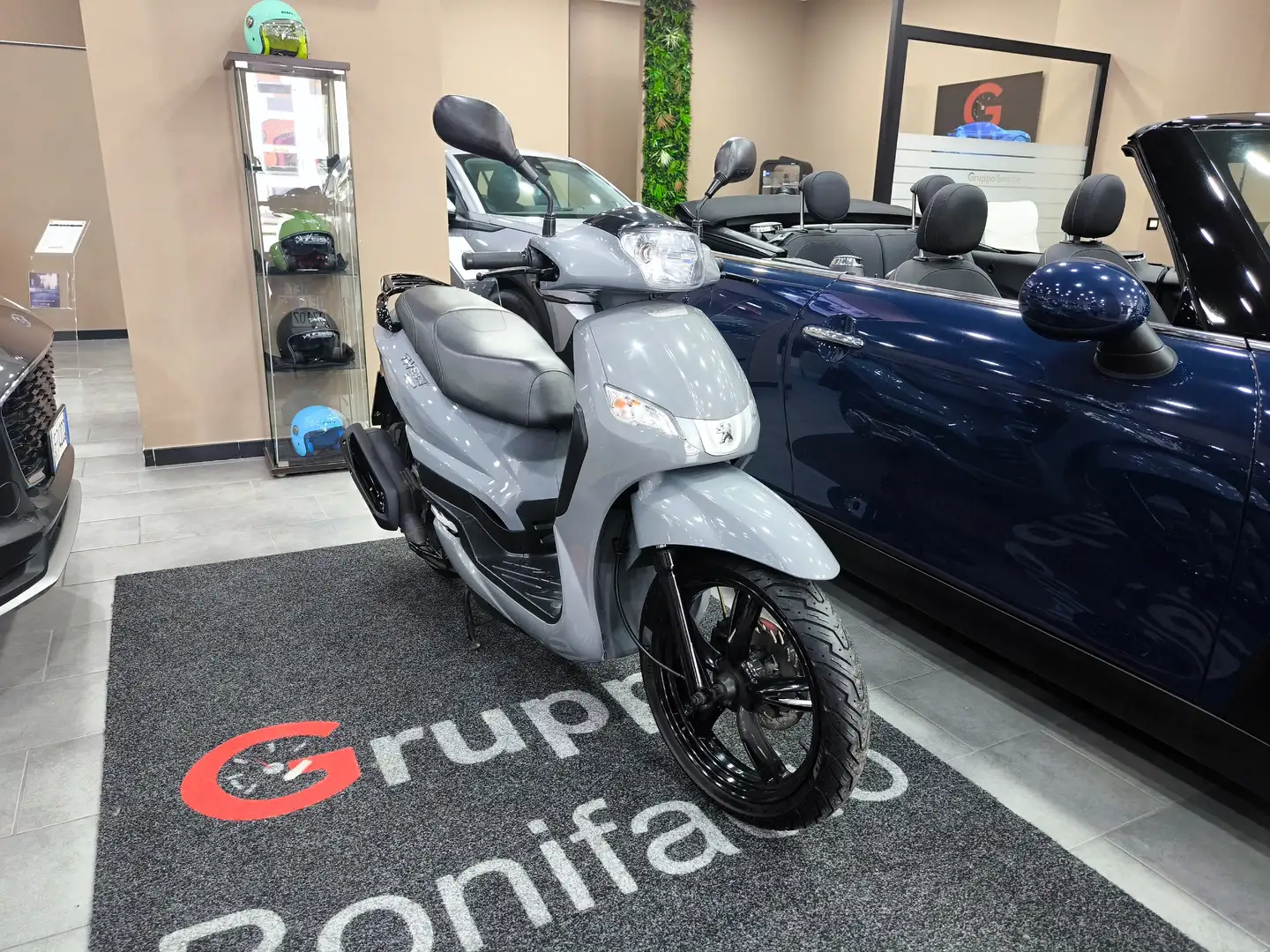 Peugeot Tweet 125 Gri - 1