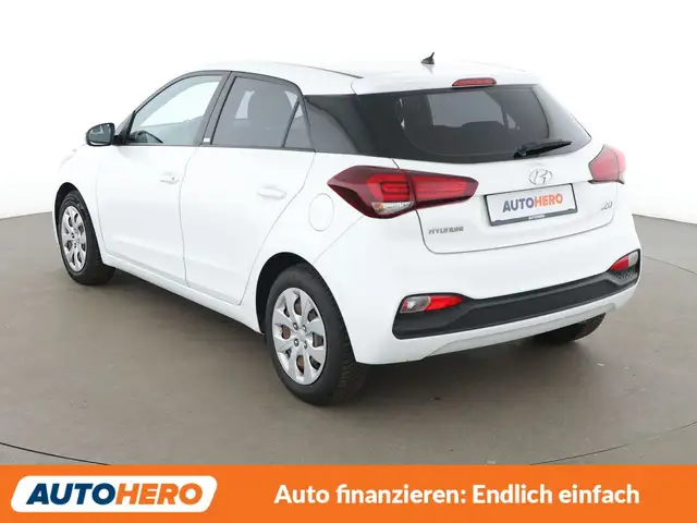 Hyundai i20 view 4
