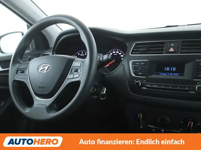Hyundai i20 view 13