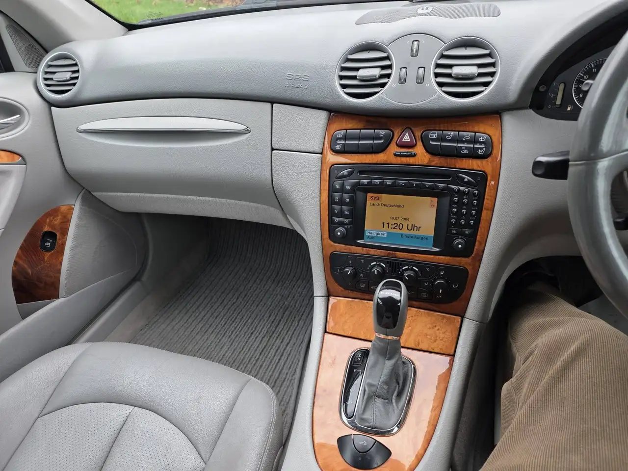 Mercedes-Benz CLK 240