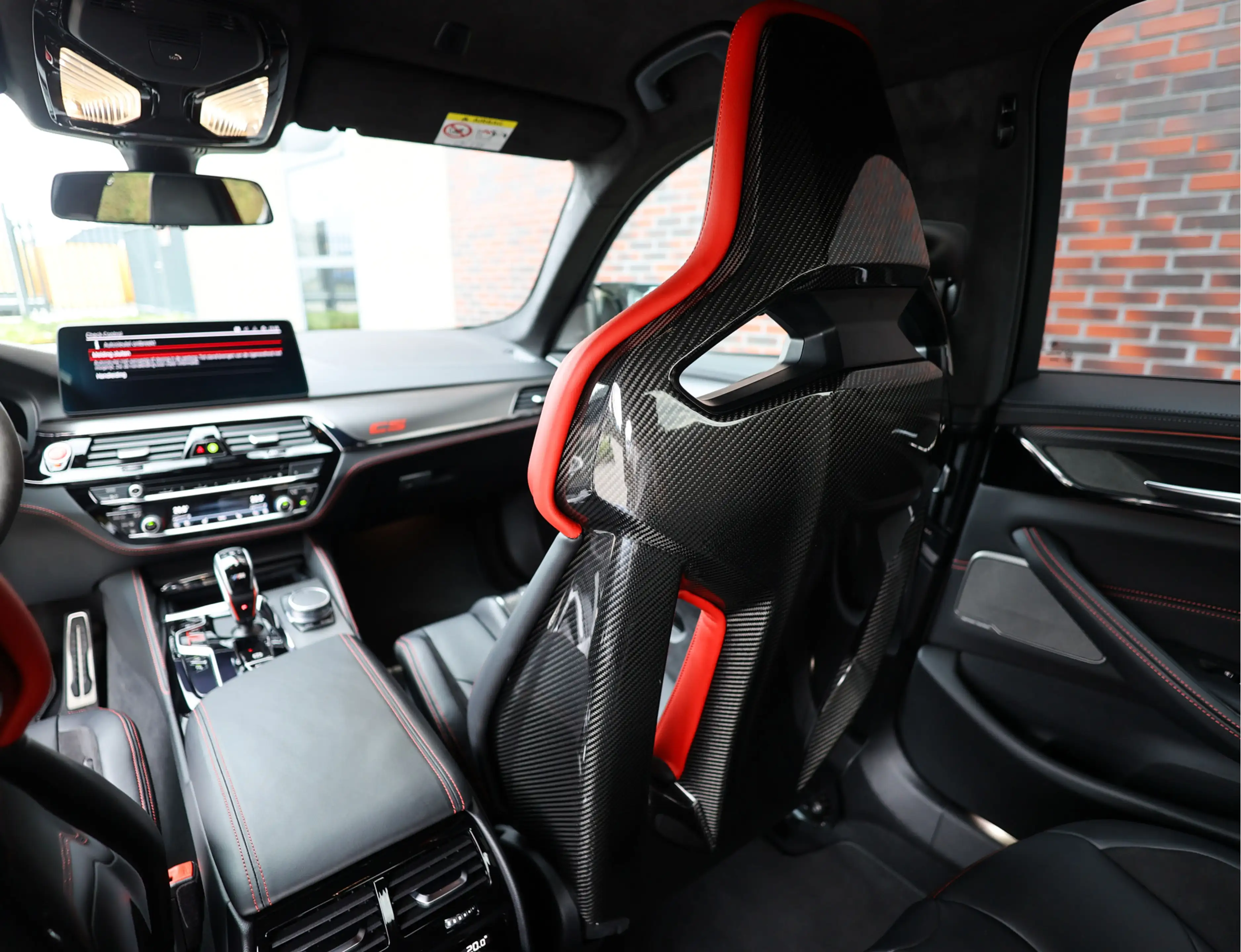 BMW M5 5-serie CS | M Drivers Pack - Individual lak — photo 31