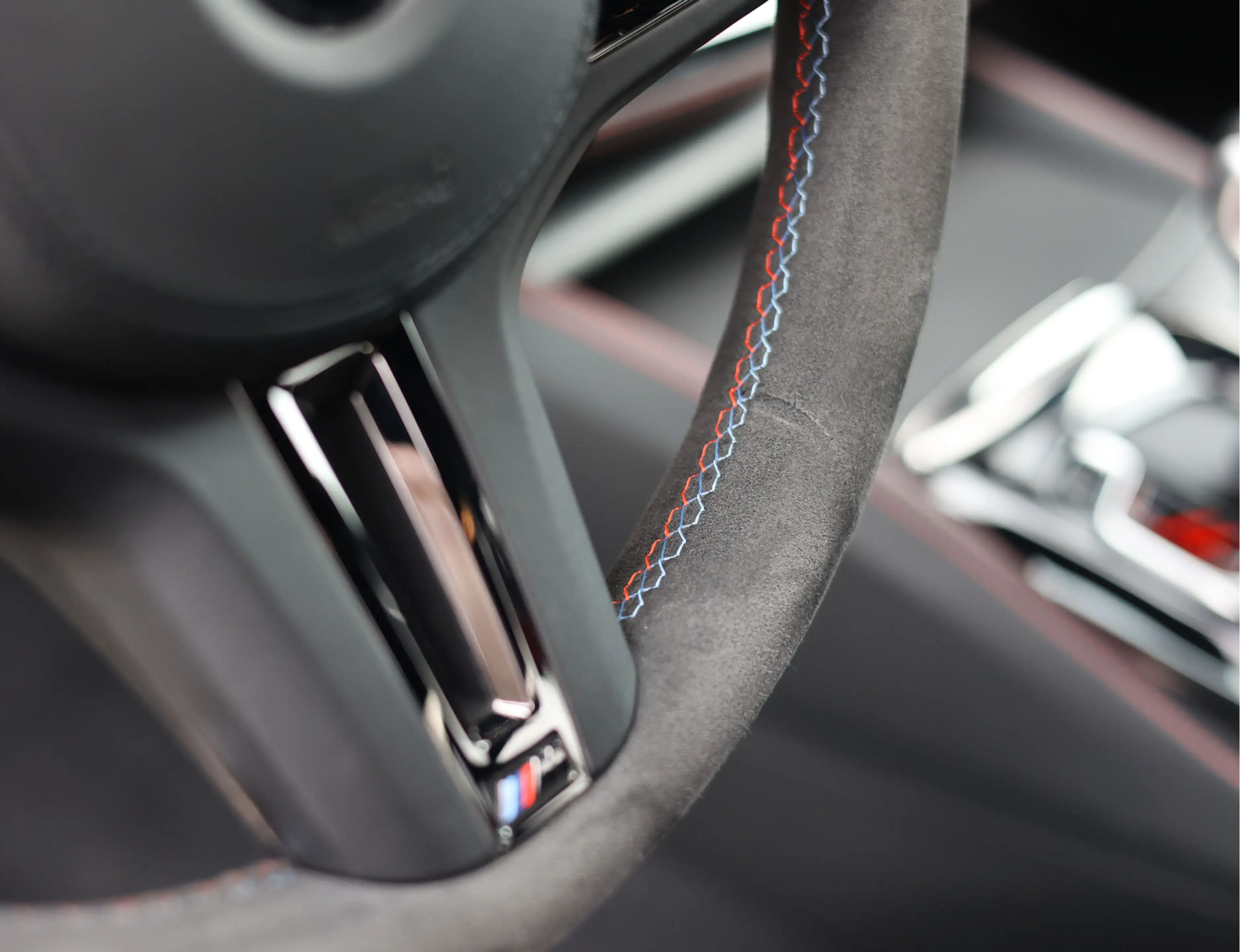 BMW M5 5-serie CS | M Drivers Pack - Individual lak — photo 39