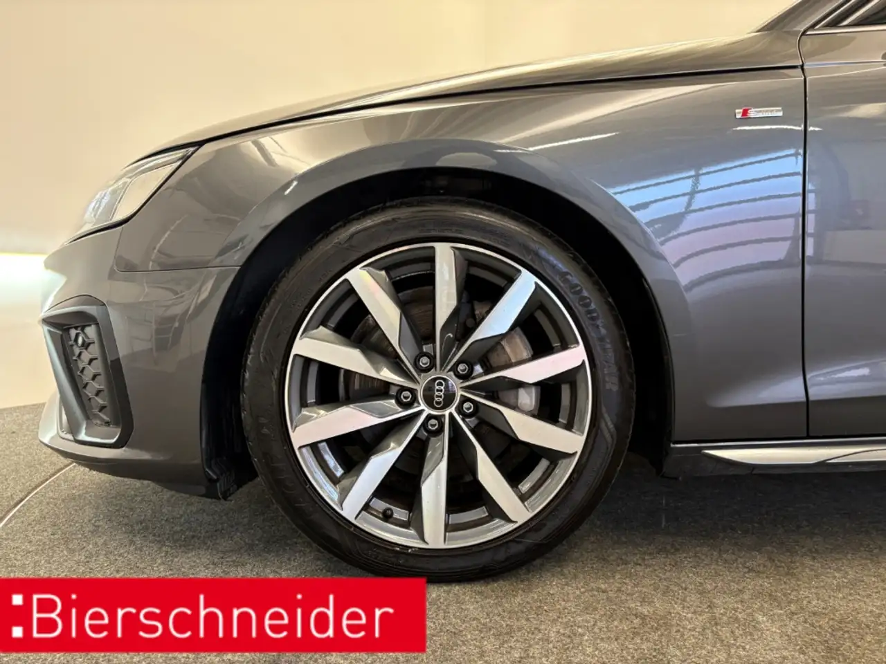 Audi A4 Lim. 40 TDI qu S tronic line LED KAMERA NAVI PDC D 5