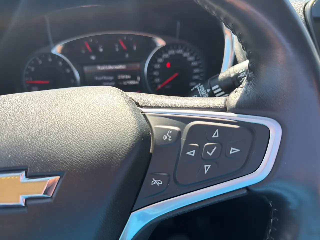 Chevrolet Equinox снимка Chevrolet Equinox