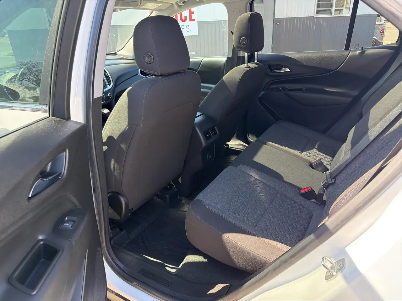 Chevrolet Equinox снимка Chevrolet Equinox