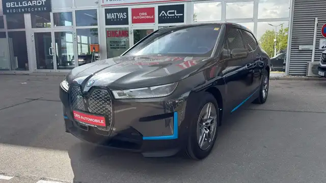 BMW iX 40 xDrive/360°/Laser/Driv.Assist.Prof./H&K/AHK