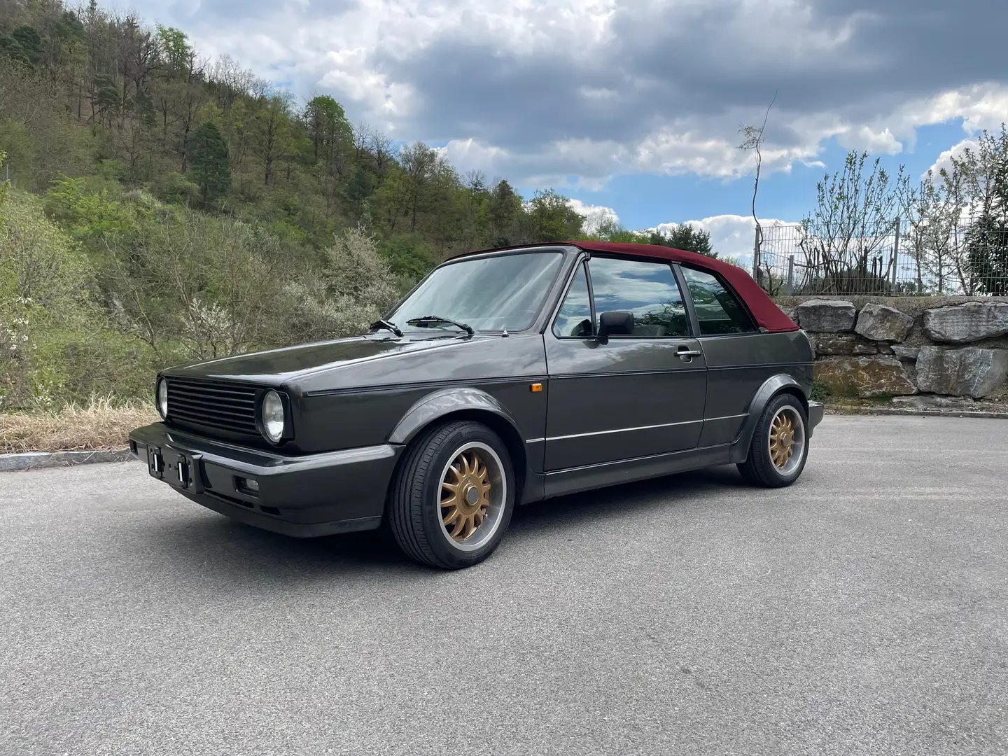 Volkswagen Golf Cabriolet Braun - 1