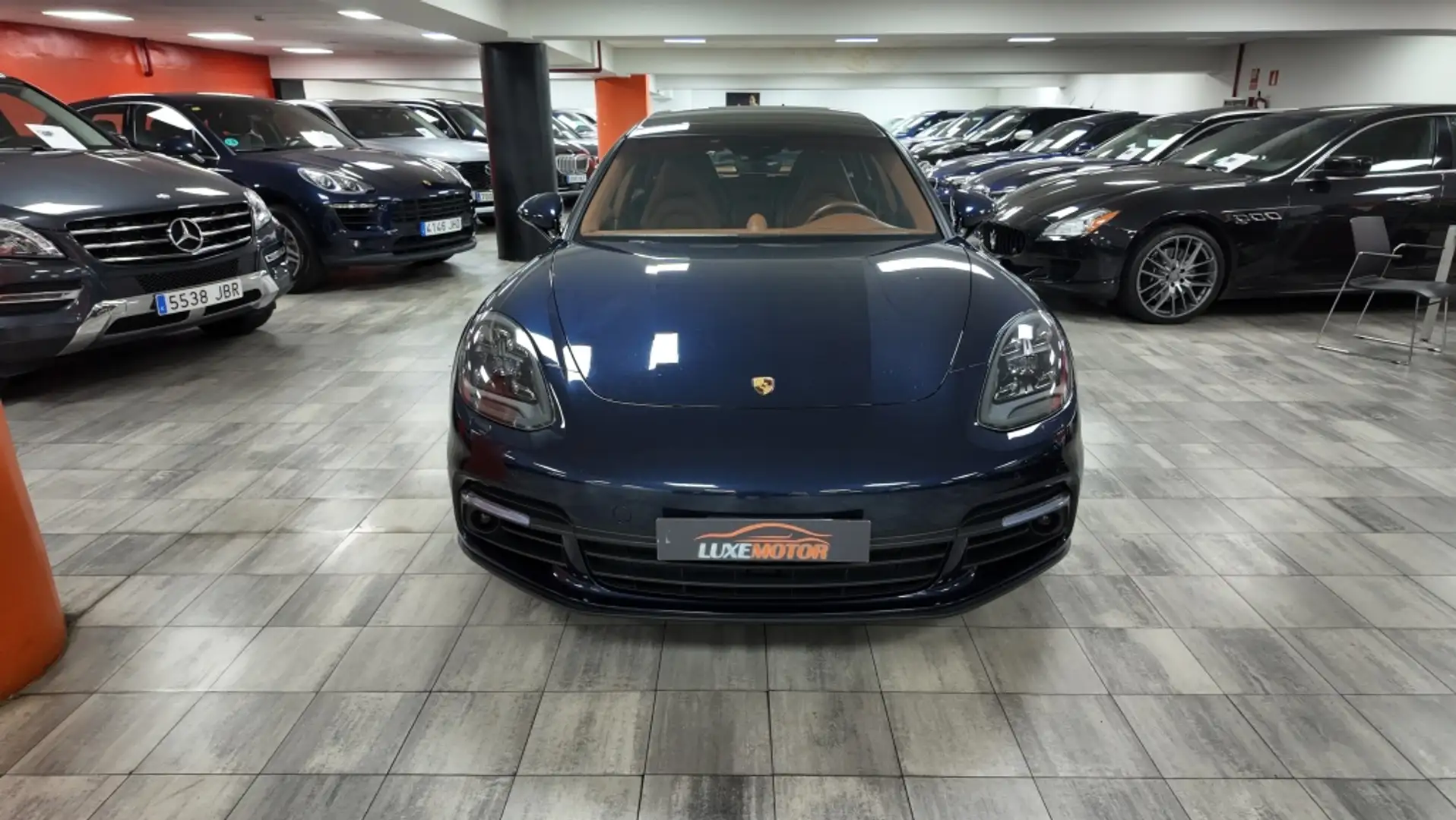 Porsche Panamera 4 e-Hybrid Sport Turismo Azul - 2