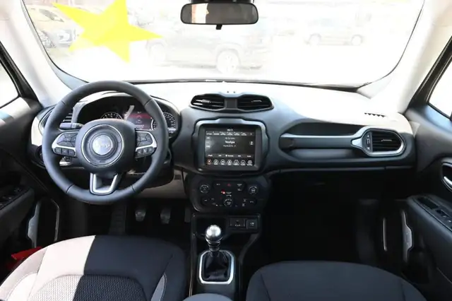 Jeep Renegade view 10