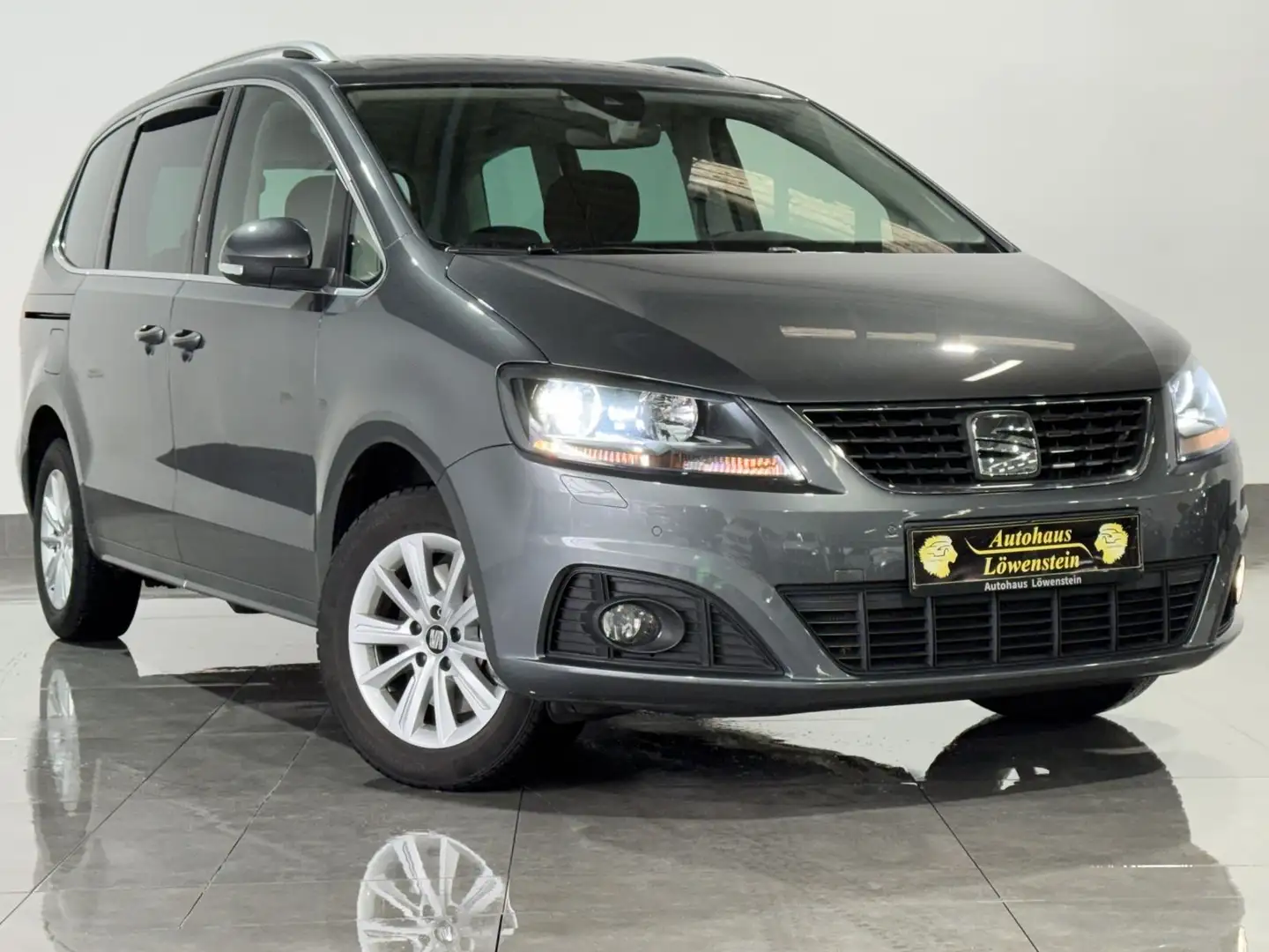 SEAT Alhambra *1.HAND*S-HEFT*RFK*SHZ*CARPLAY*NAVI* Gris - 2