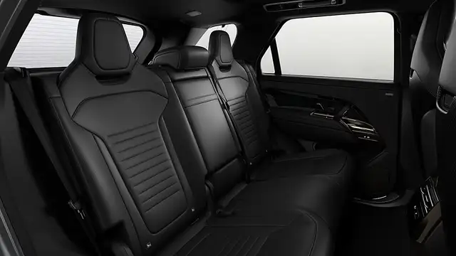 Land Rover Range Rover Sport 4,4 V8 P635 SV Black AWD Aut. Ansicht 5