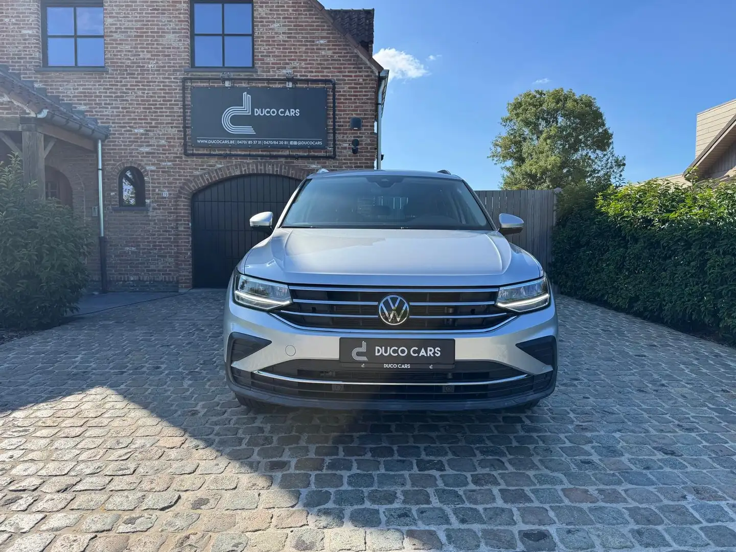 Volkswagen Tiguan Tiguan 1.5 TSI OPF DSG ACTIVE Zilver - 2