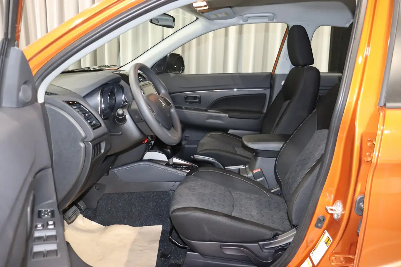 Mitsubishi RVR снимка Mitsubishi RVR