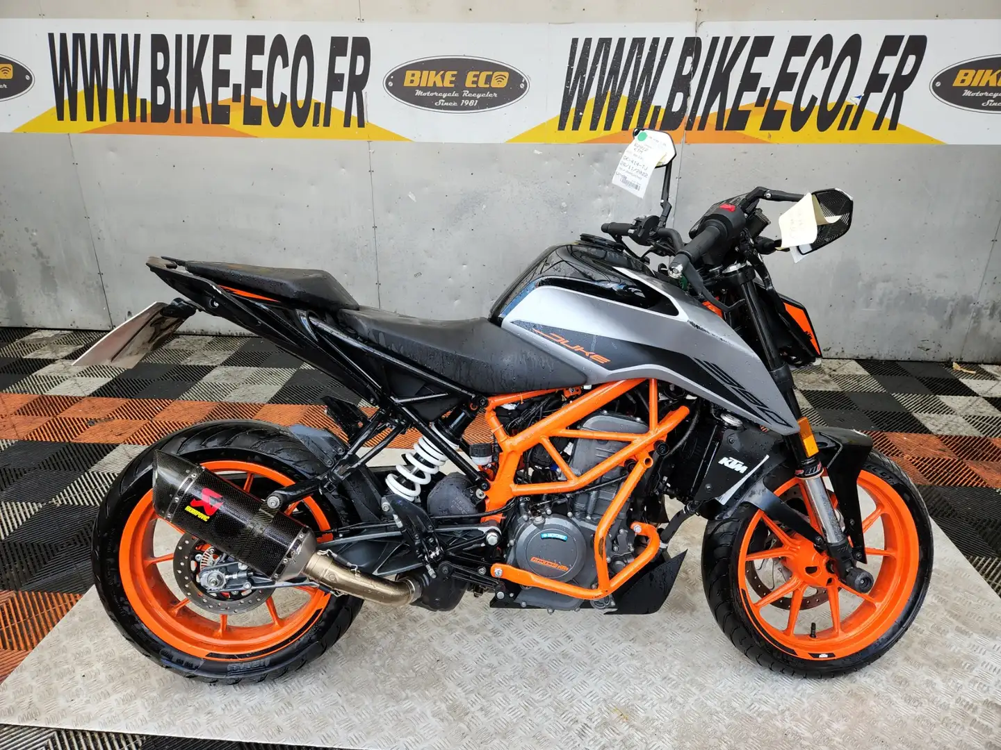 KTM 390 Duke Negru - 1