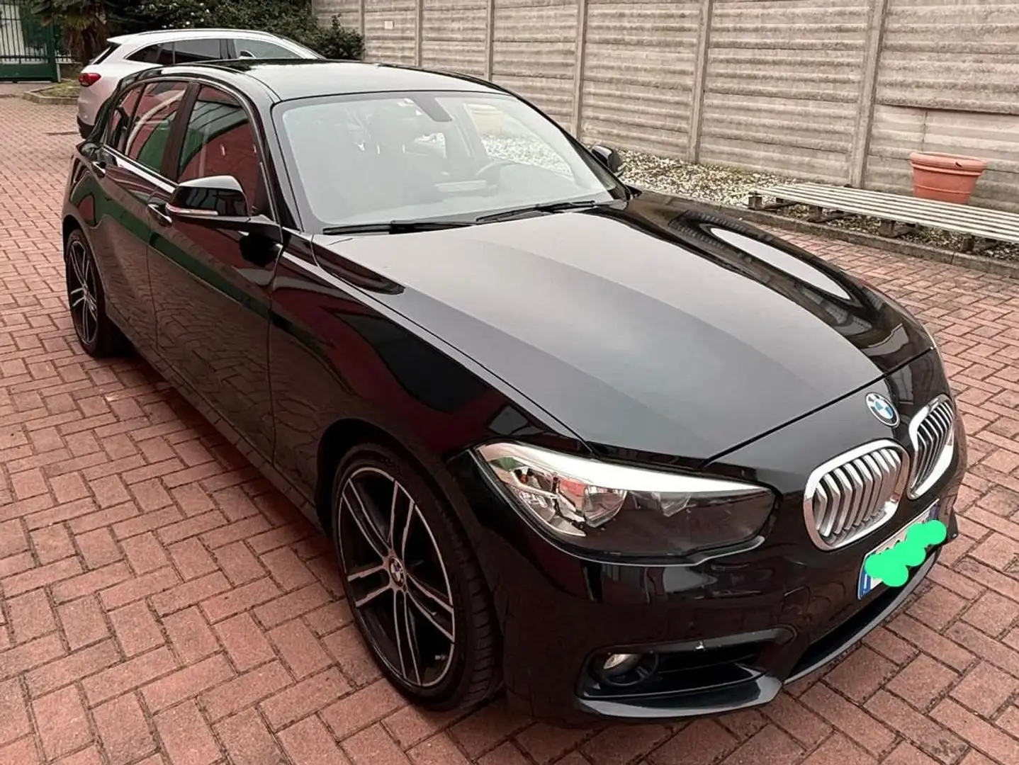 BMW 118 118i 5p auto Nero - 2