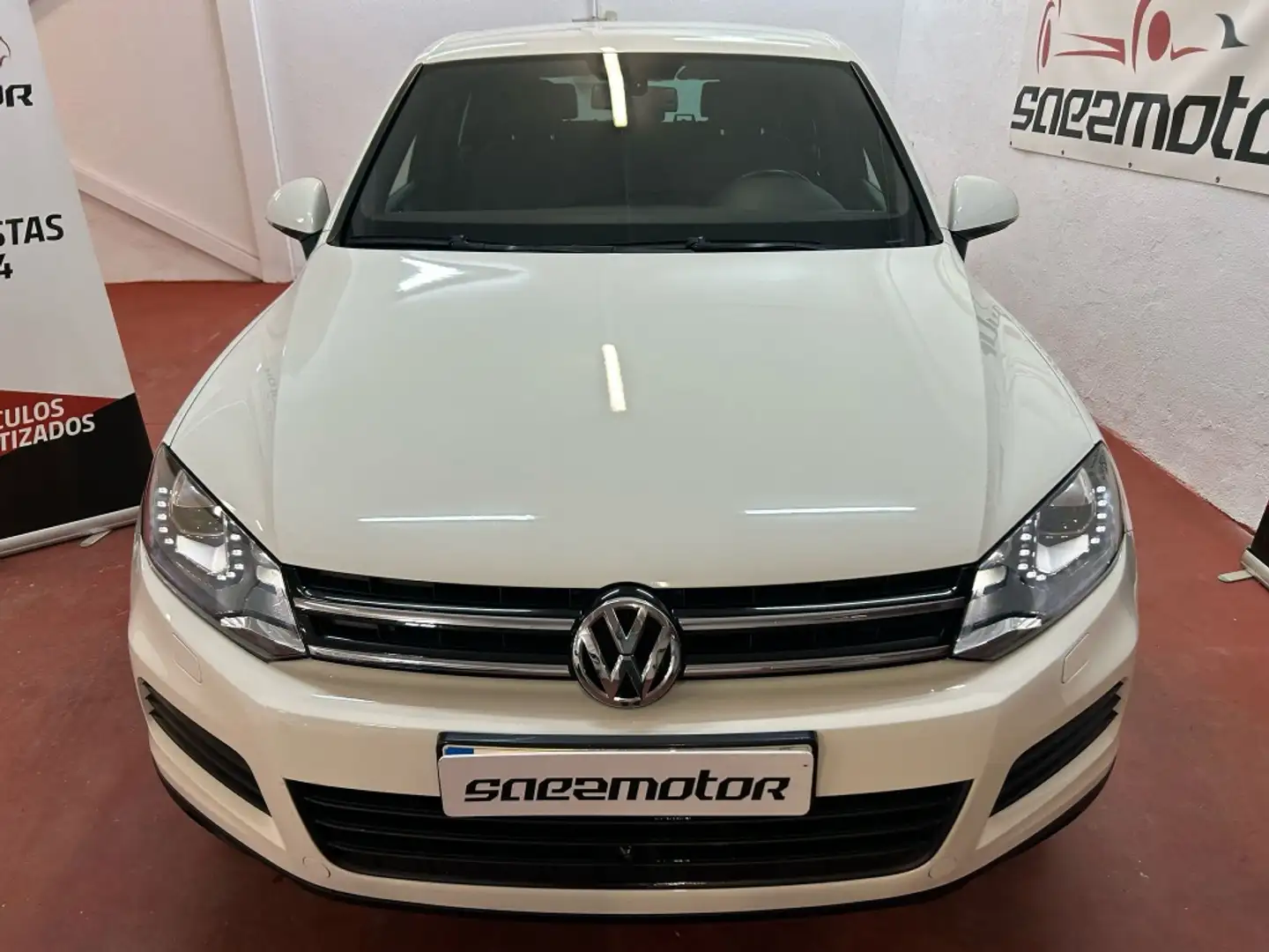 Volkswagen Touareg 3.0TDI V6 BMT Premium 245 Tiptronic Weiß - 2